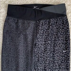 Nike cropped leggings